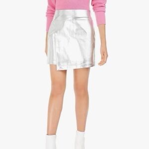 **NWT** BELLA TILLY X BAR III Faux Leather Silver Metallic Mini Skirt - size M